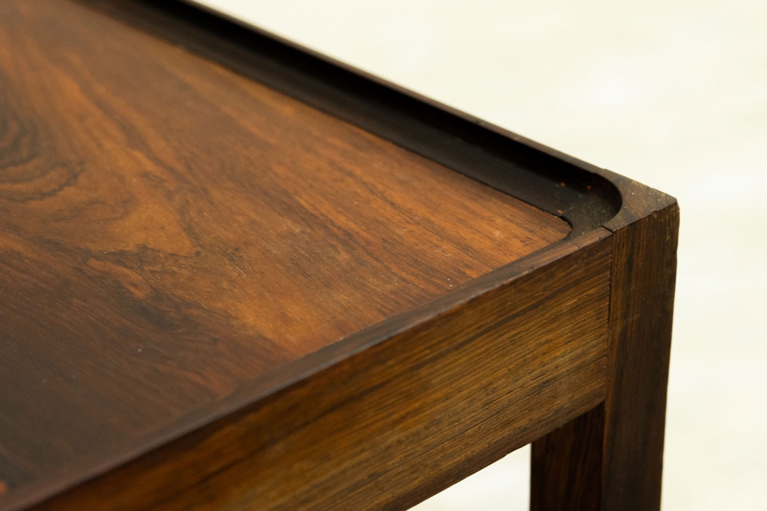 ����͡��ۥեޥ󡦥��륻�� ���������å� ���⡼��ơ��֥��Small Table by Arne Hovmand-Olsen���̲�������ơ������ǥ�ޡ�����