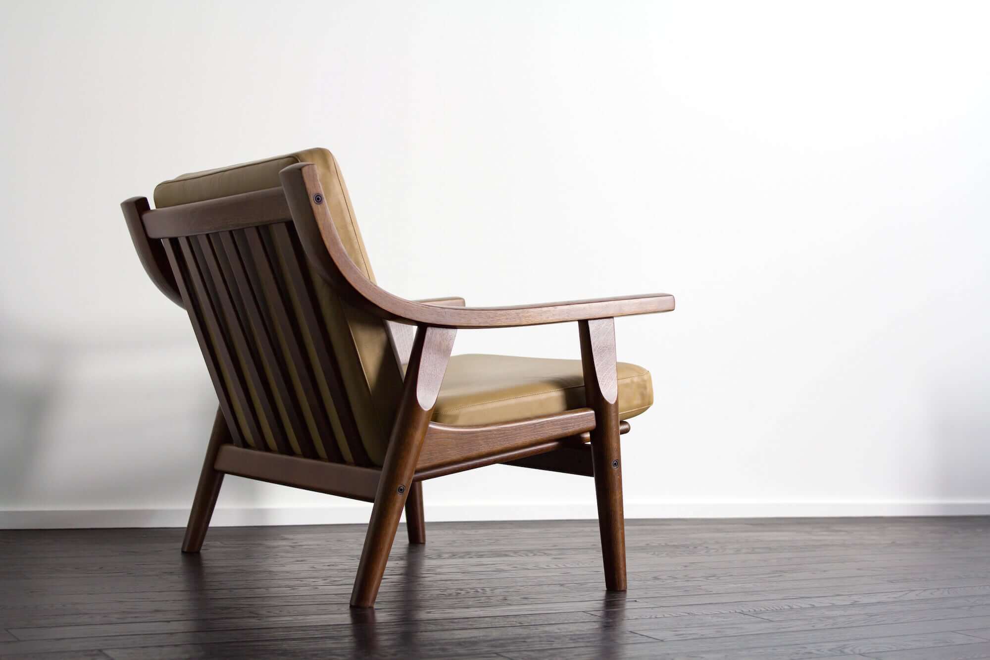 GE530 Easy Chair by Hans J Wegner