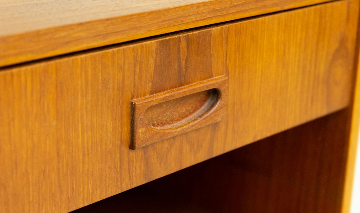 BOARD社製/北欧ヴィンテージ　チーク チェスト デンマークヴィンテージ チェスト 4段 チーク材 収納 北欧家具