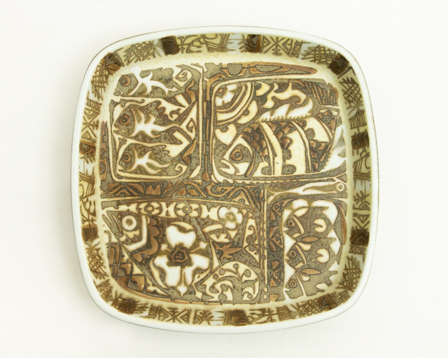 ������륳�ڥ�ϡ����� BACA �ǥ��å����BACA Dish by Nils Thorsson �̲�������ơ��� �ǥ�ޡ���ƫ��