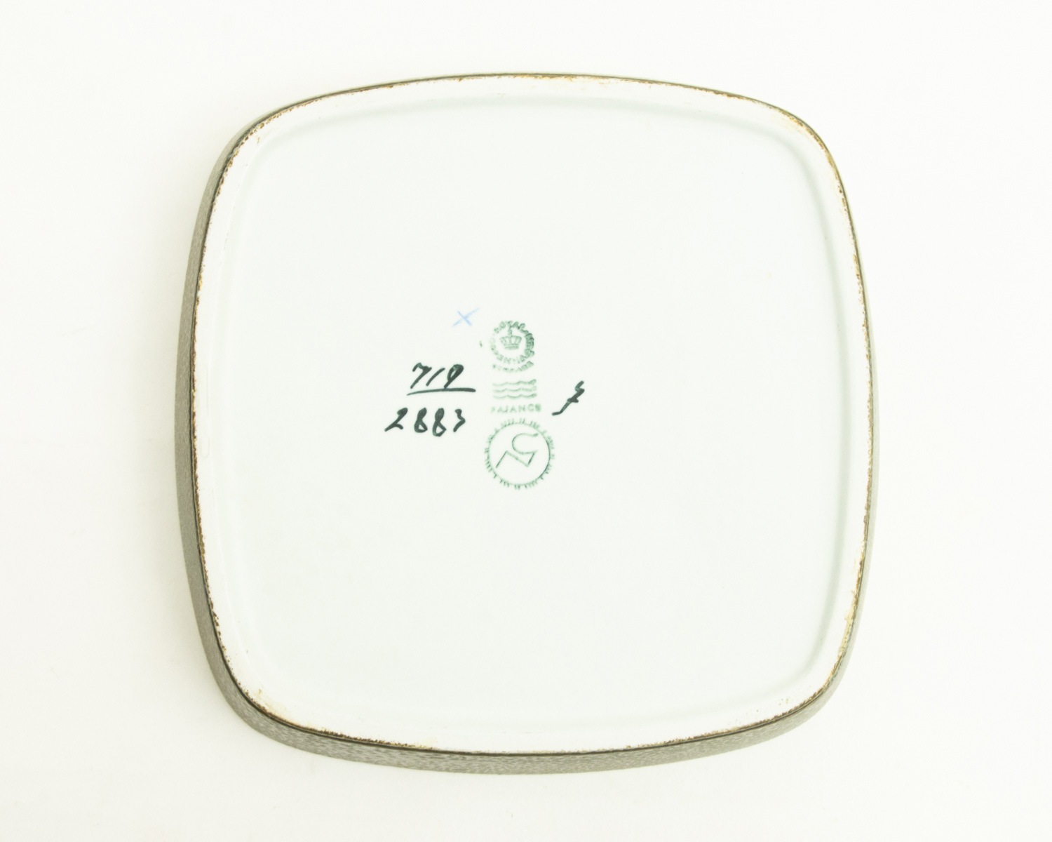 ������륳�ڥ�ϡ����� BACA �ǥ��å����BACA Dish by Nils Thorsson �̲�������ơ��� �ǥ�ޡ���ƫ��