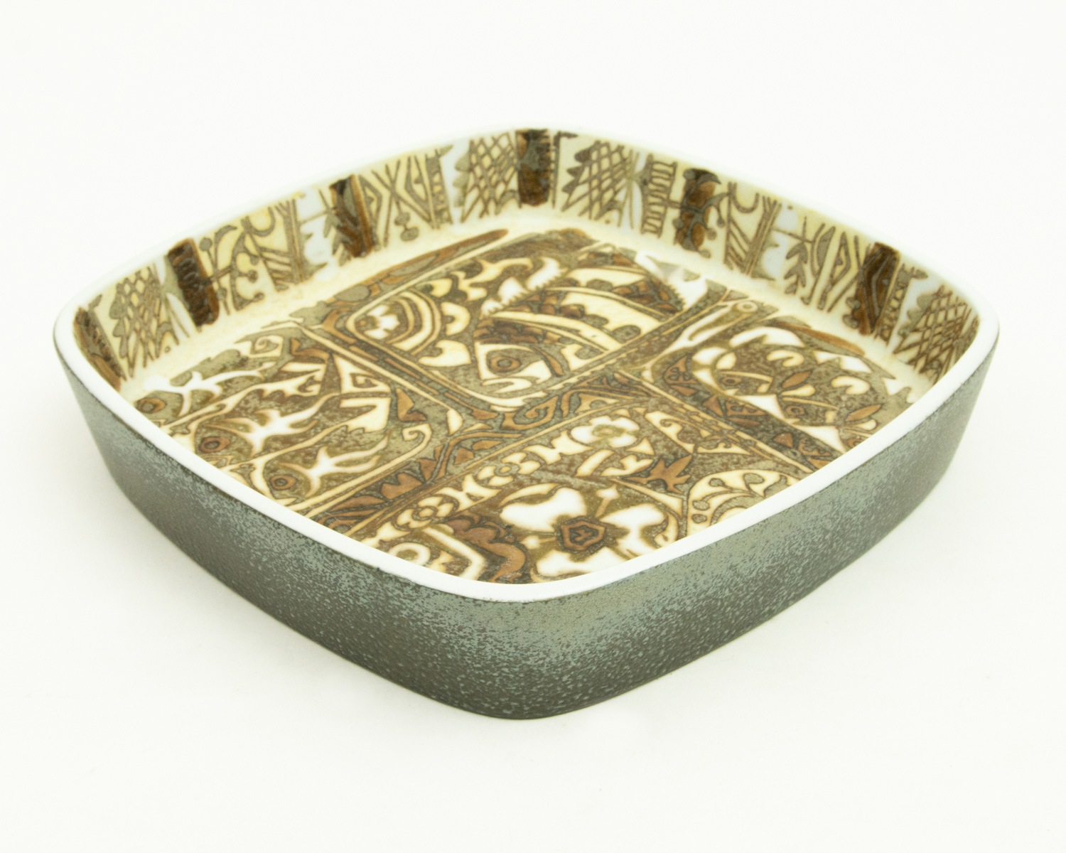 ������륳�ڥ�ϡ����� BACA �ǥ��å����BACA Dish by Nils Thorsson �̲�������ơ��� �ǥ�ޡ���ƫ��