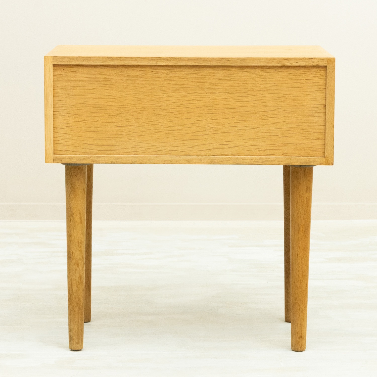 Small Chest by Poul M. Volther(�ݡ��롦M���ܥ륿��)