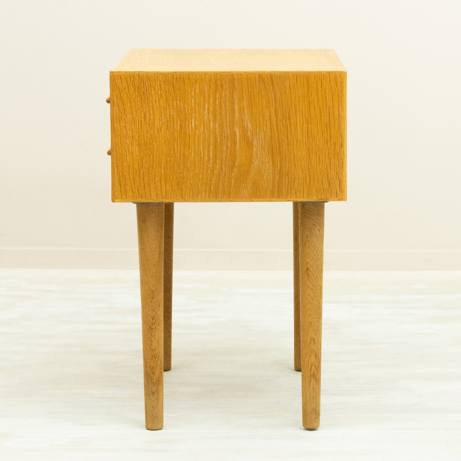 Small Chest by Poul M. Volther(�ݡ��롦M���ܥ륿��)