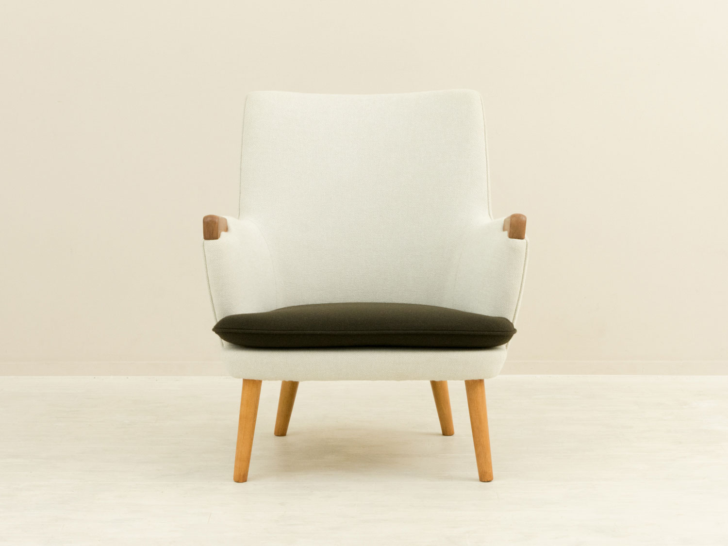 Hans J. Wegner�ʥϥ󥹡�J���������ʡ��� AP20 Mini Bear Chair �̲�������ơ��������� | �������ࡦ1950ǯ�塦���ꥸ�ʥ� ���ߥ˥٥�������