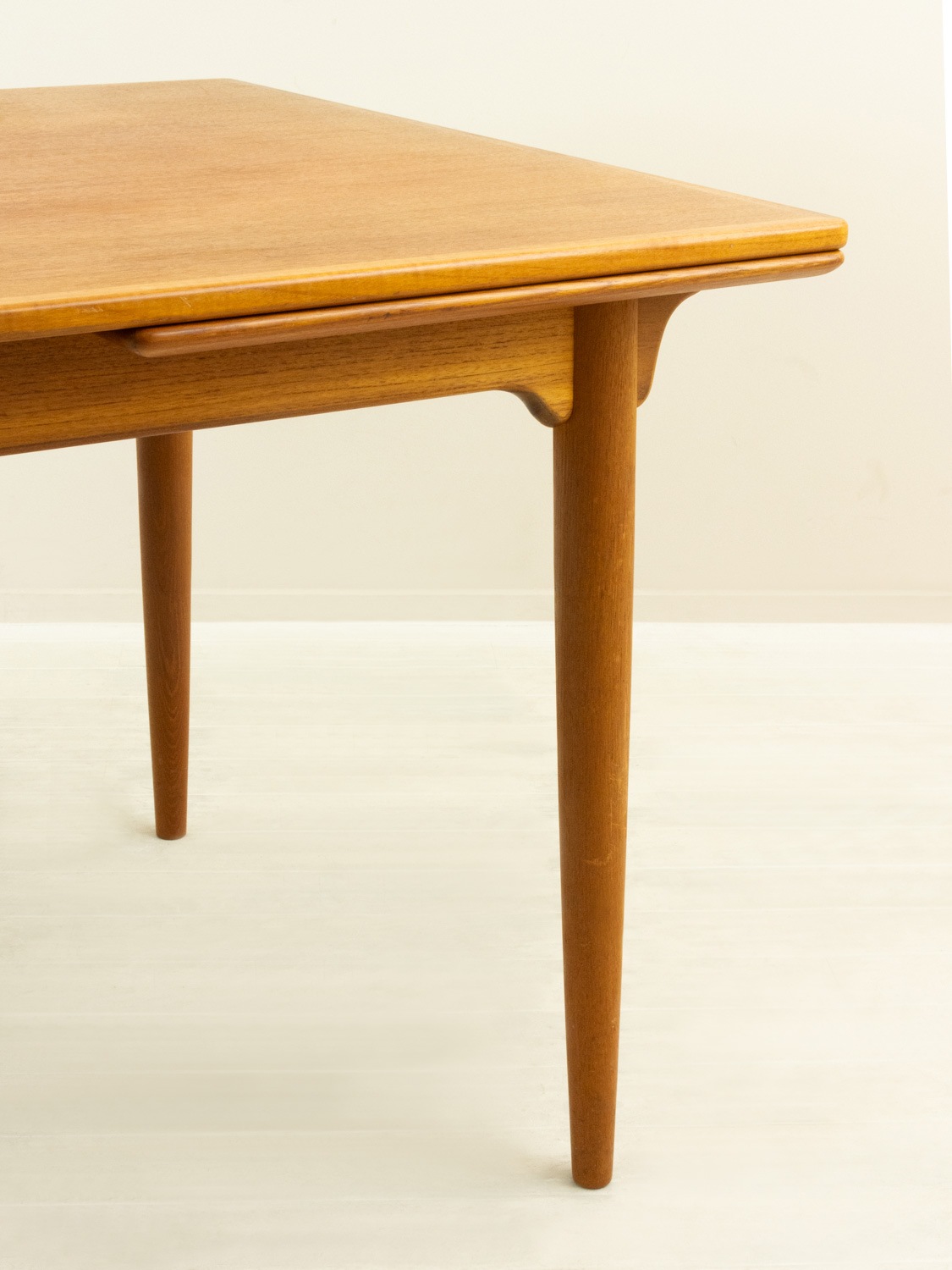 54 Dining Table Omann Jun チーク 北欧家具 通販 CLOVERSKY