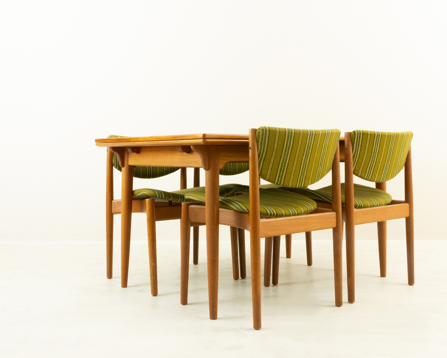 54 Dining Table Omann Jun チーク 北欧家具 通販 CLOVERSKY