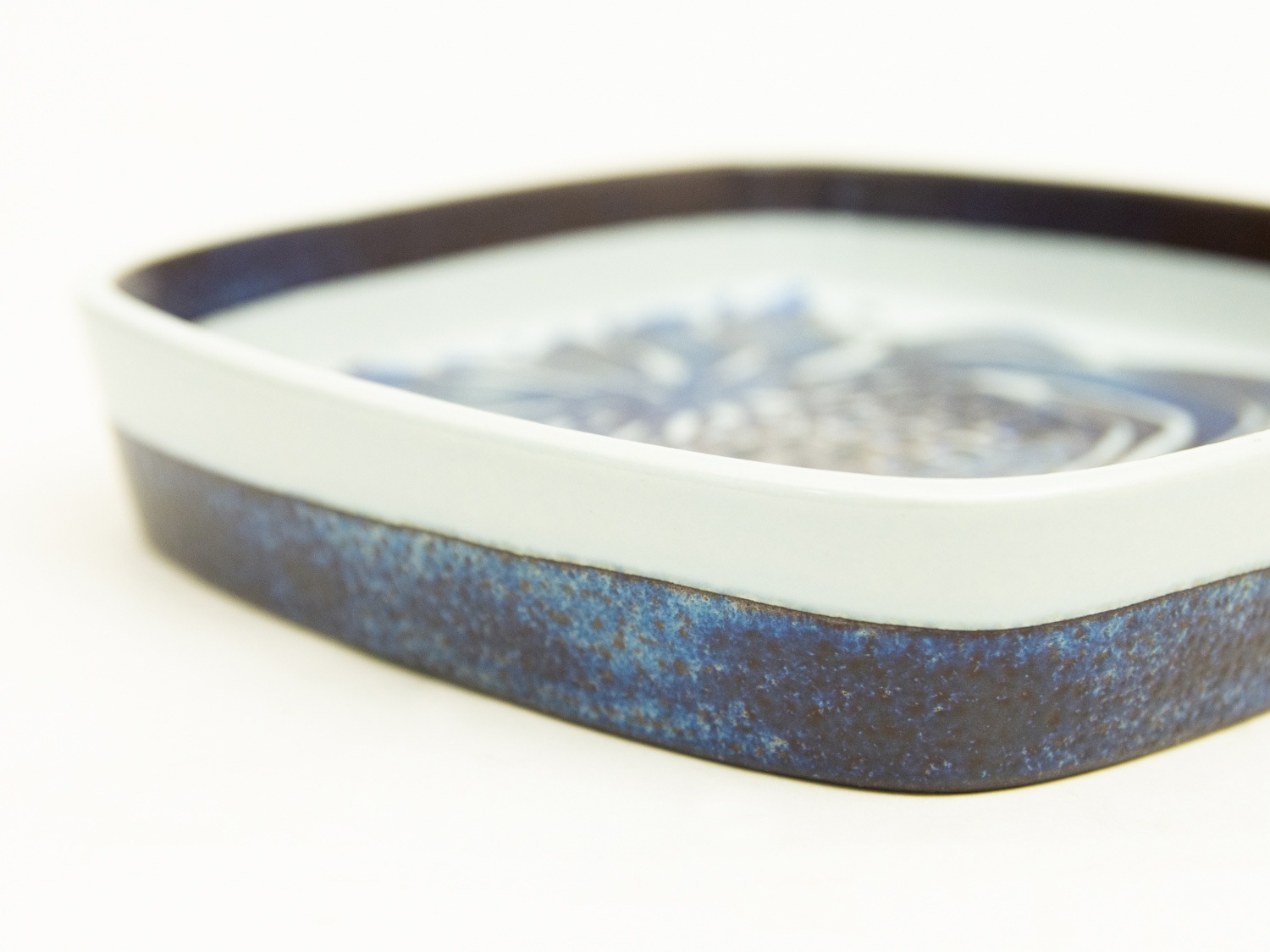 륳ڥϡ Tenera ǥåTenera Dish by Kari Christensen ̲ơ ǥޡƫ