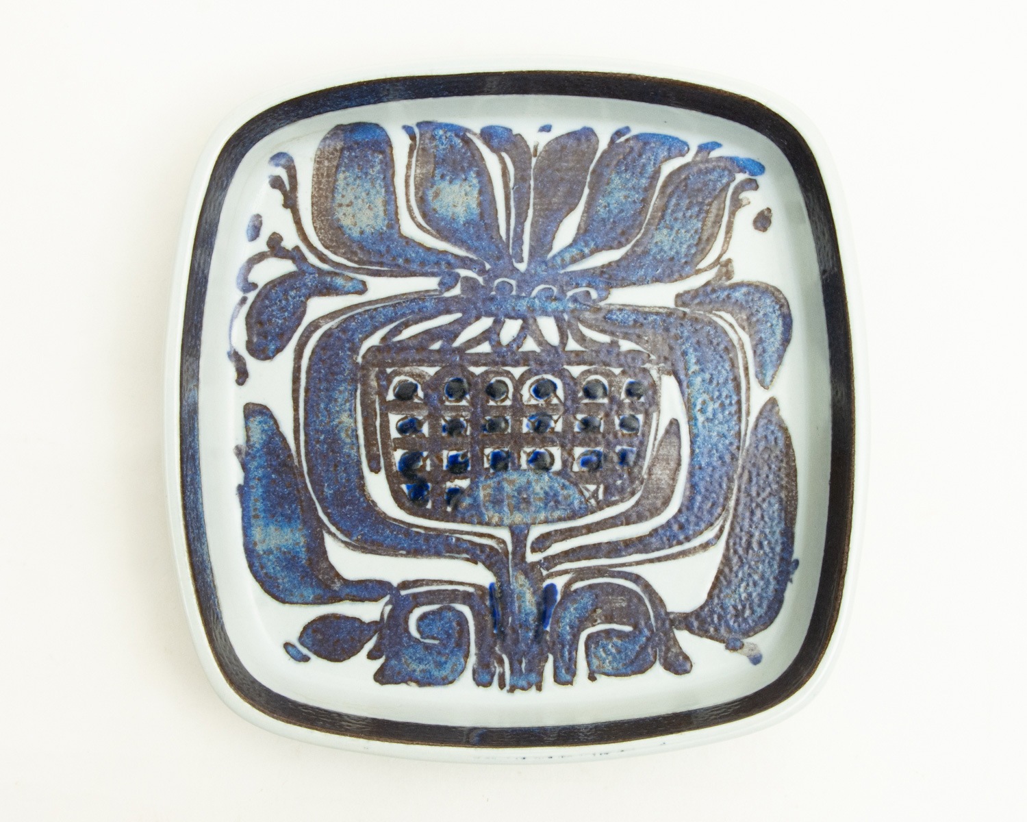 륳ڥϡ Tenera ǥåTenera Dish by Kari Christensen ̲ơ ǥޡƫ