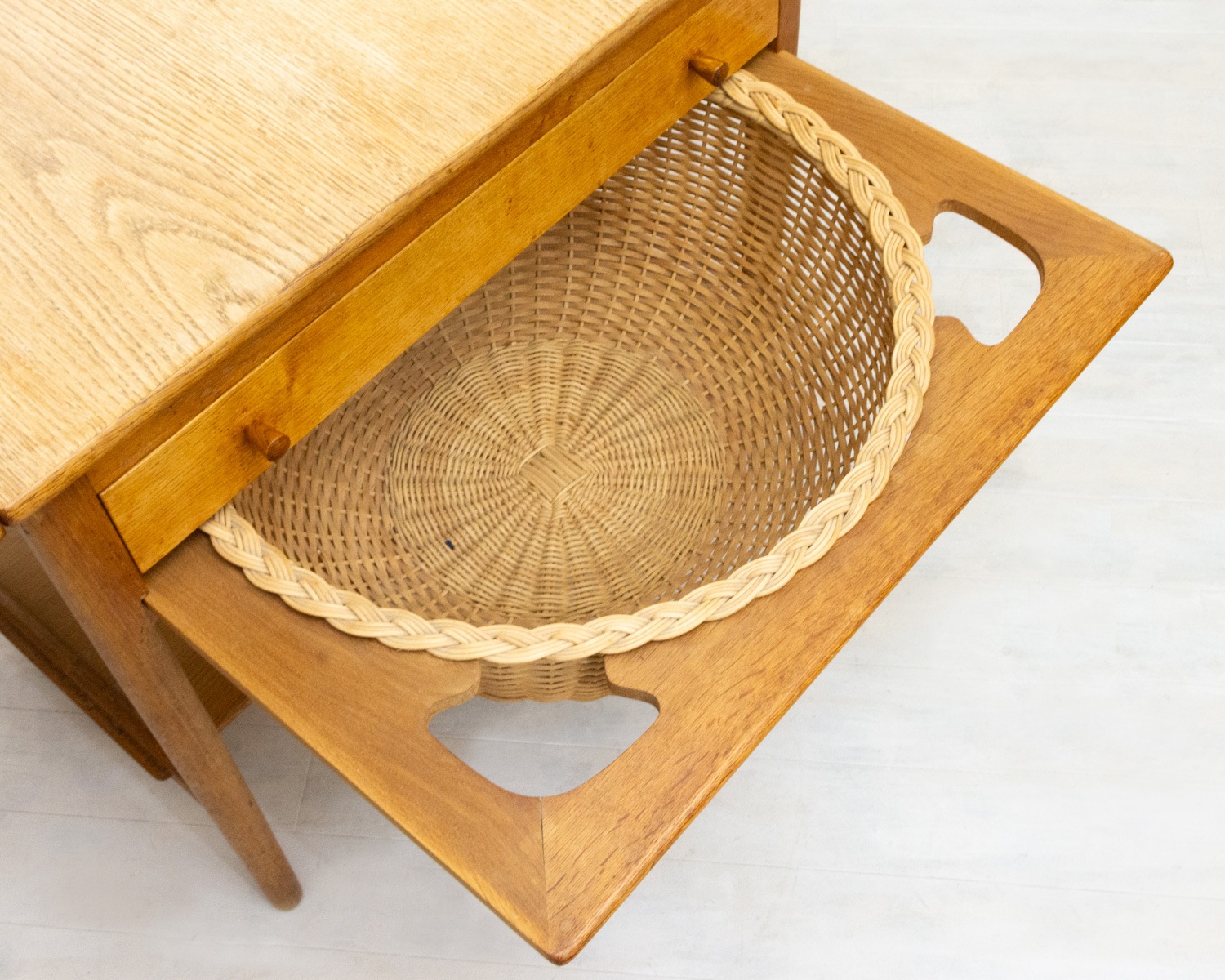 AT33 Sewing Table by Hans.J.Wegner (�ϥ󥹡�J���������ʡ�)��������