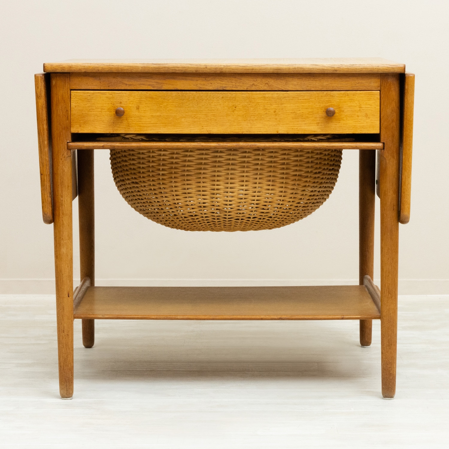 AT33 Sewing Table by Hans.J.Wegner (�ϥ󥹡�J���������ʡ�)��������