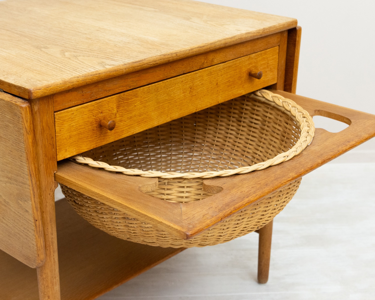 AT33 Sewing Table by Hans.J.Wegner (�ϥ󥹡�J���������ʡ�)��������