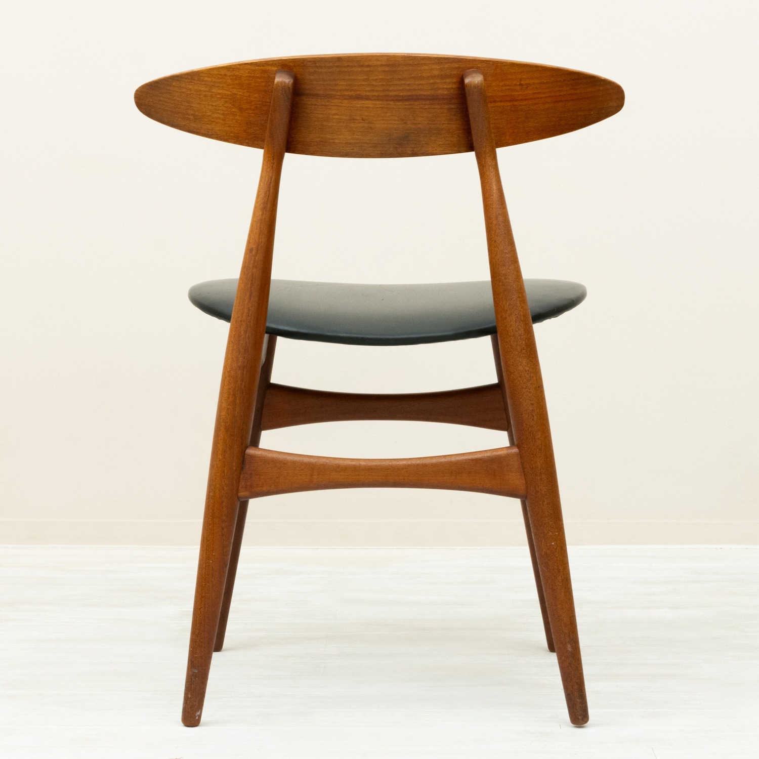 CH33 Dining Chair by Hans J. Wegner(�ϥ󥹡�J���������ʡ�)