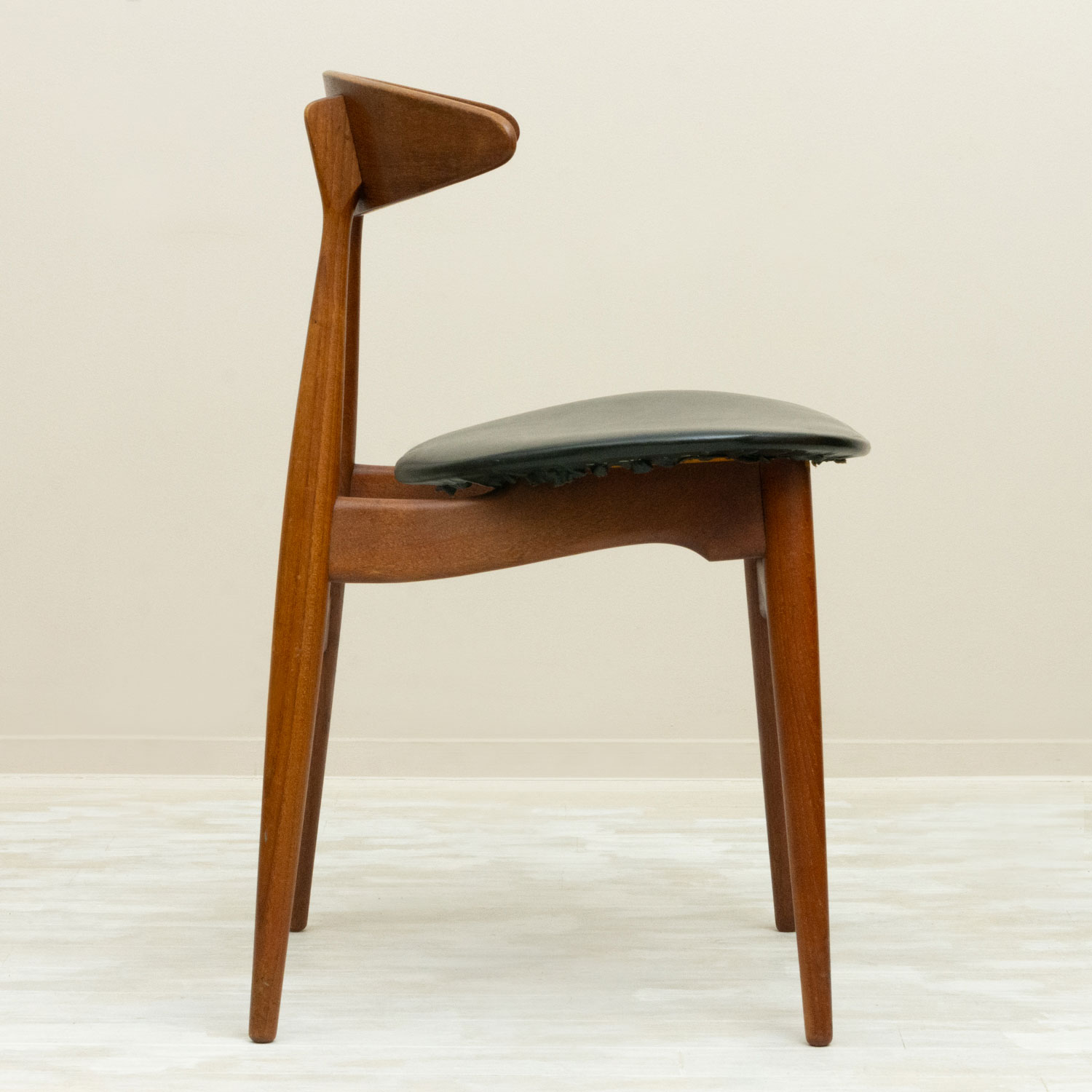 CH33 Dining Chair by Hans J. Wegner(�ϥ󥹡�J���������ʡ�)