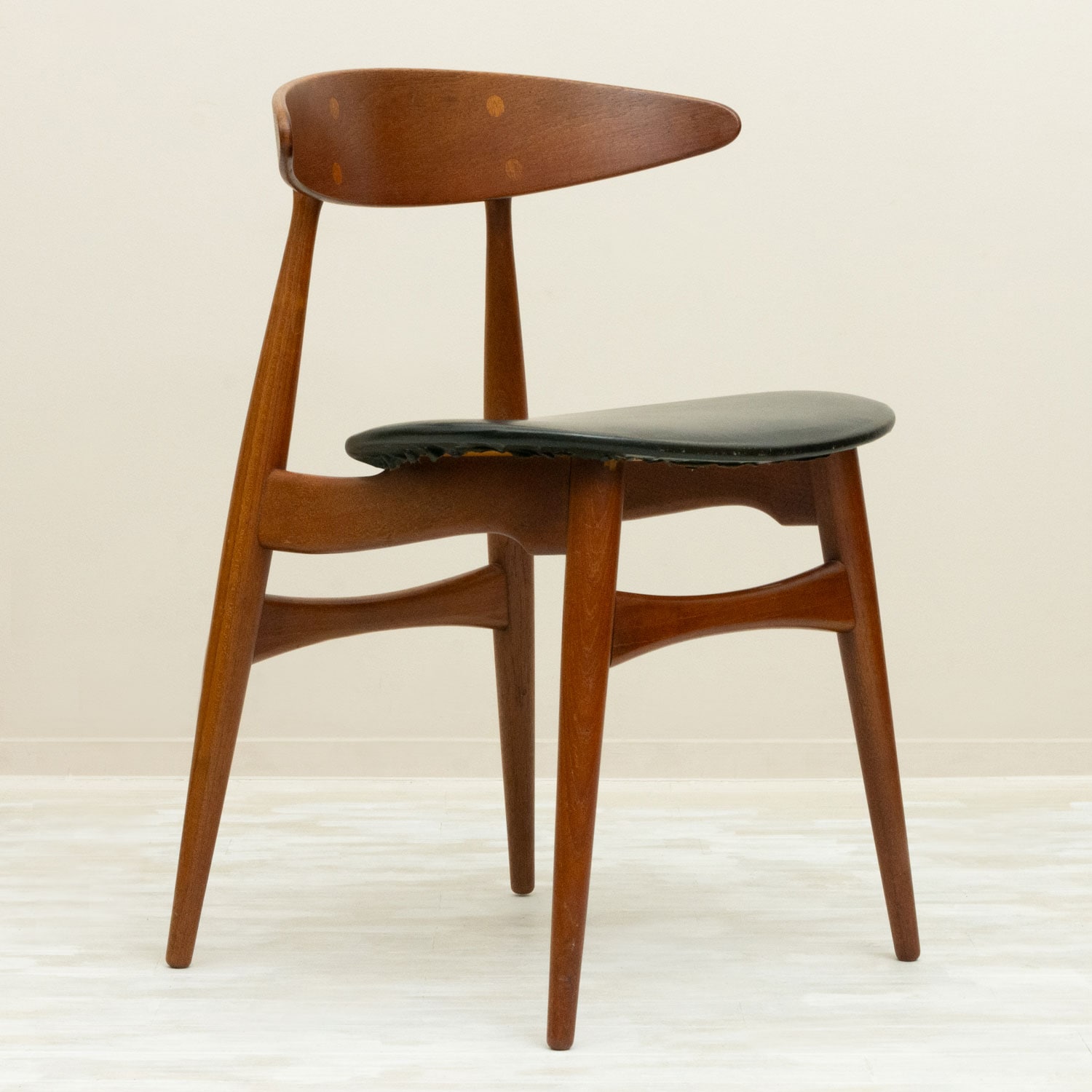 CH33 Dining Chair by Hans J. Wegner(�ϥ󥹡�J���������ʡ�)