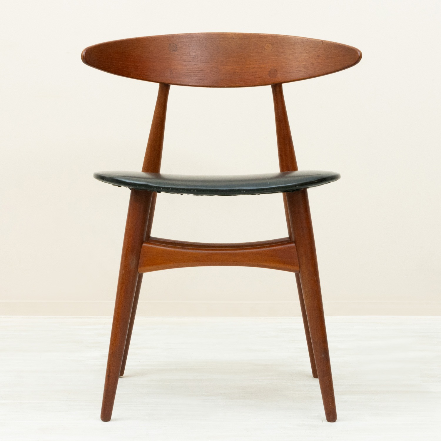CH33 Dining Chair by Hans J. Wegner(�ϥ󥹡�J���������ʡ�)
