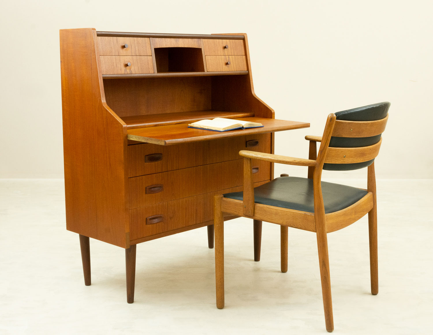 Teak Bureau