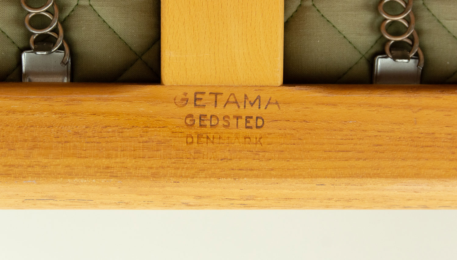 GE290 2 Seater Sofa by Hans J Wegner