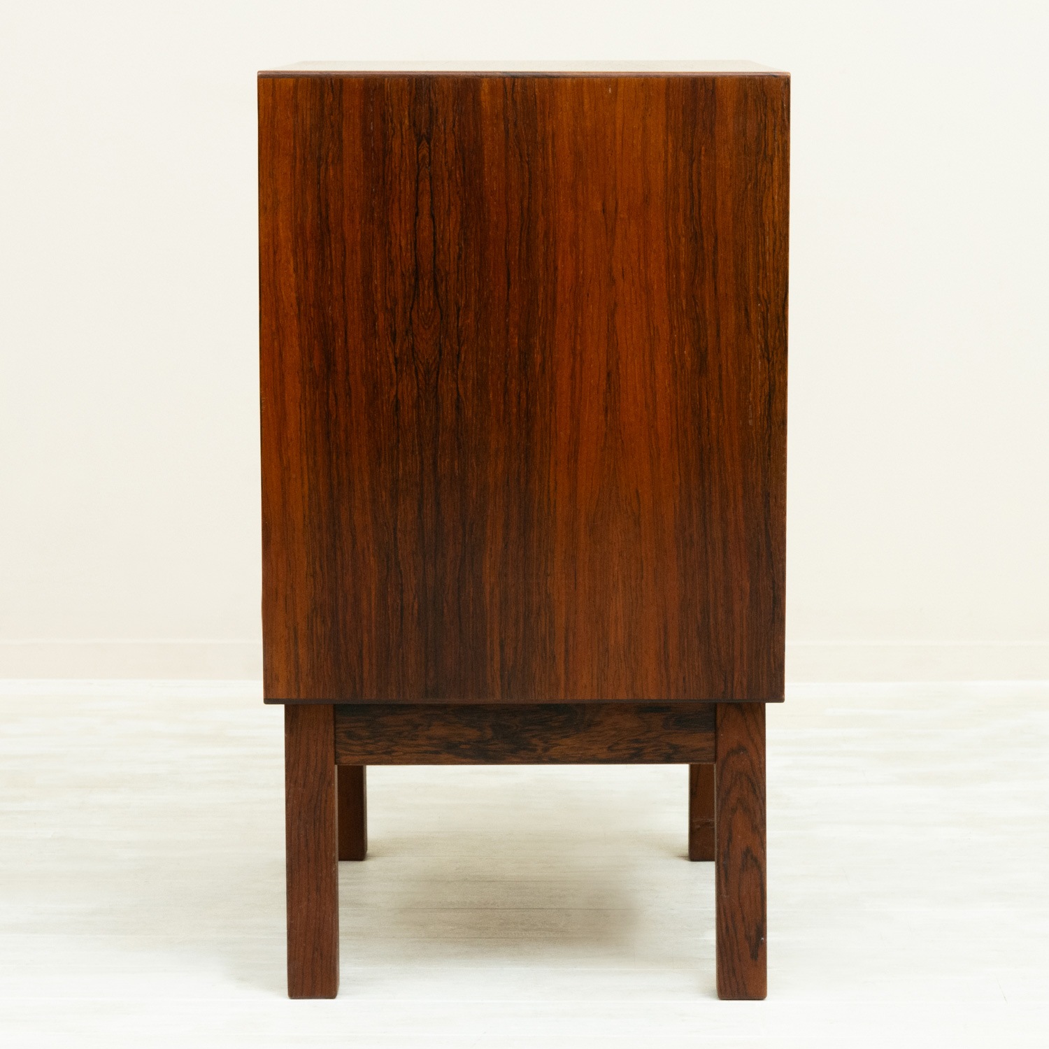 Small Chest by Johannes Andersen(��ϥͥ��������������)