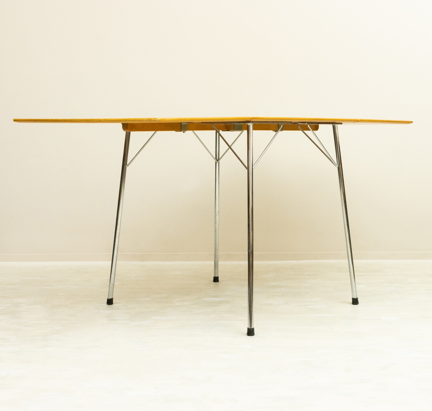 Arne Jacobsen (����͡��䥳�֥���)Drop leaf Table �̲�������ơ����ơ��֥� 1950ǯ�塦�������ࡦ�ɥ��åץ꡼�եơ��֥�