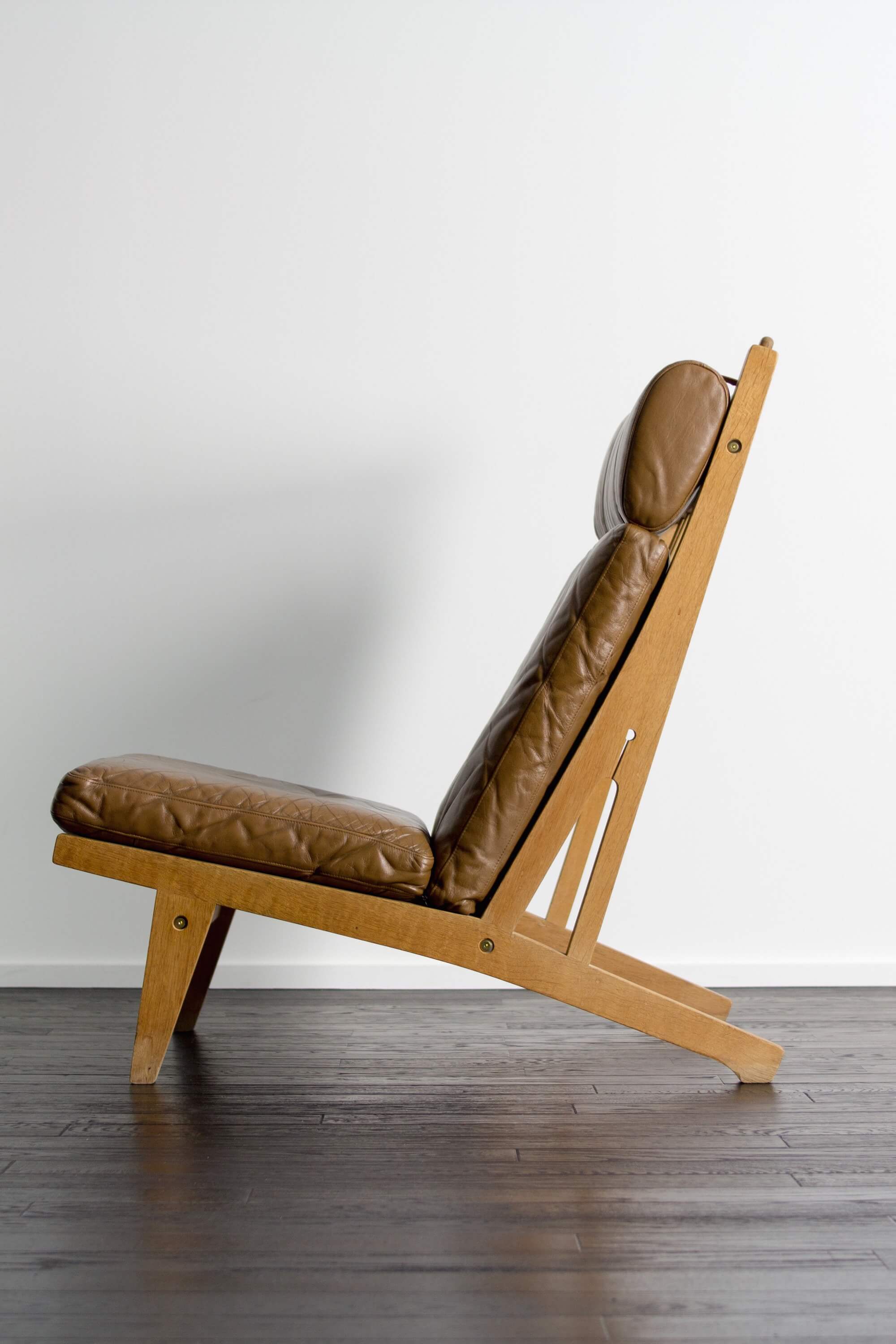 GE375 High back Chair by Hans J Wegner