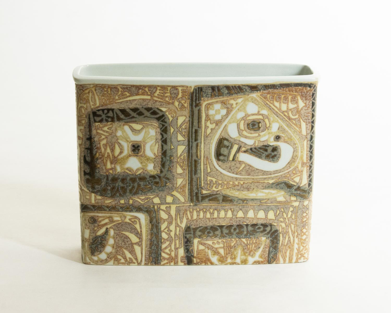 륳ڥϡ BACA ӡBACA Vase by Nils Thorsson ̲ơ ǥޡƫ