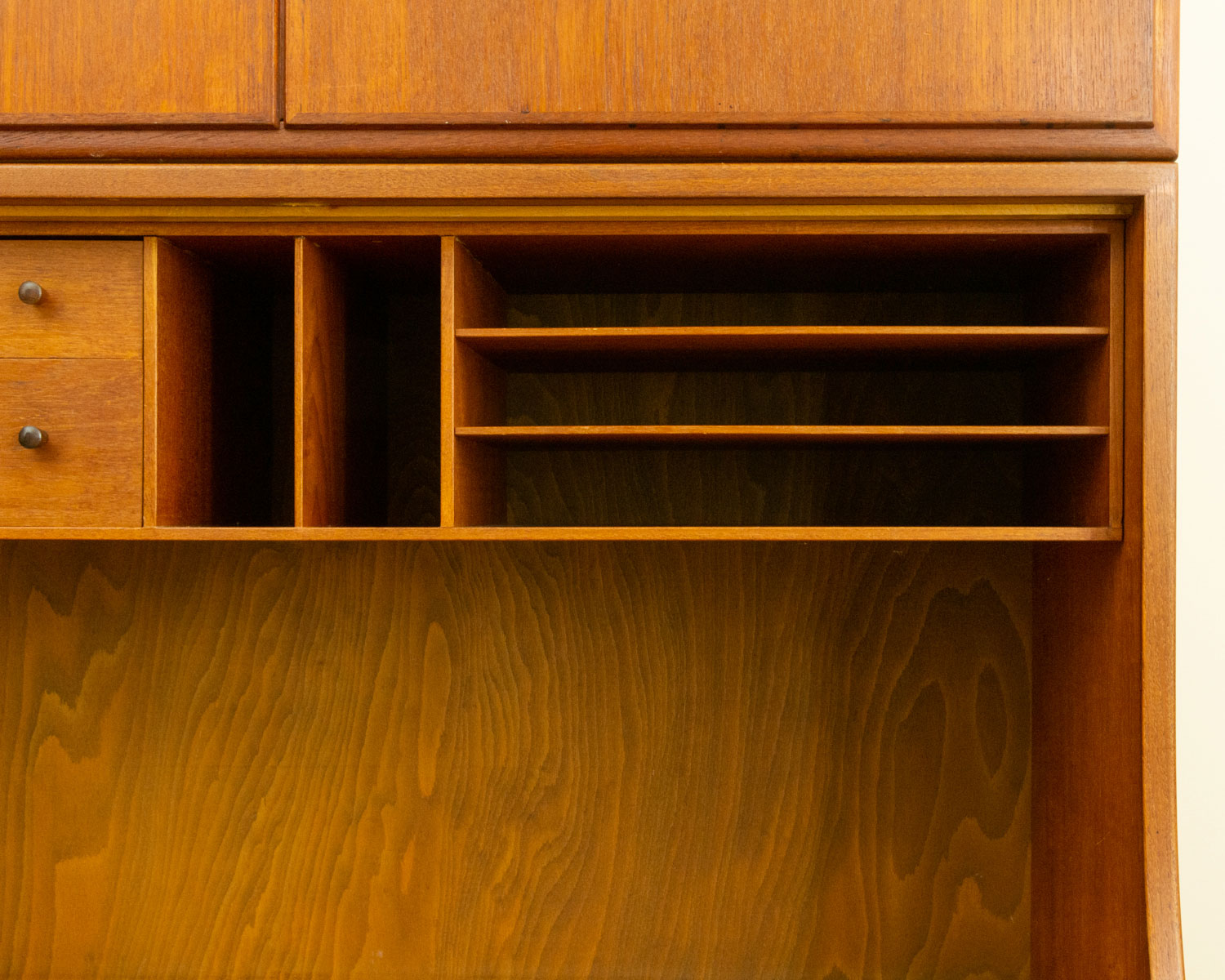 B���rge Mogensen�ʥܡ������⡼���󥻥�� Teak Cabinet �̲�������ơ��� | �������ࡦ����ӥͥå�