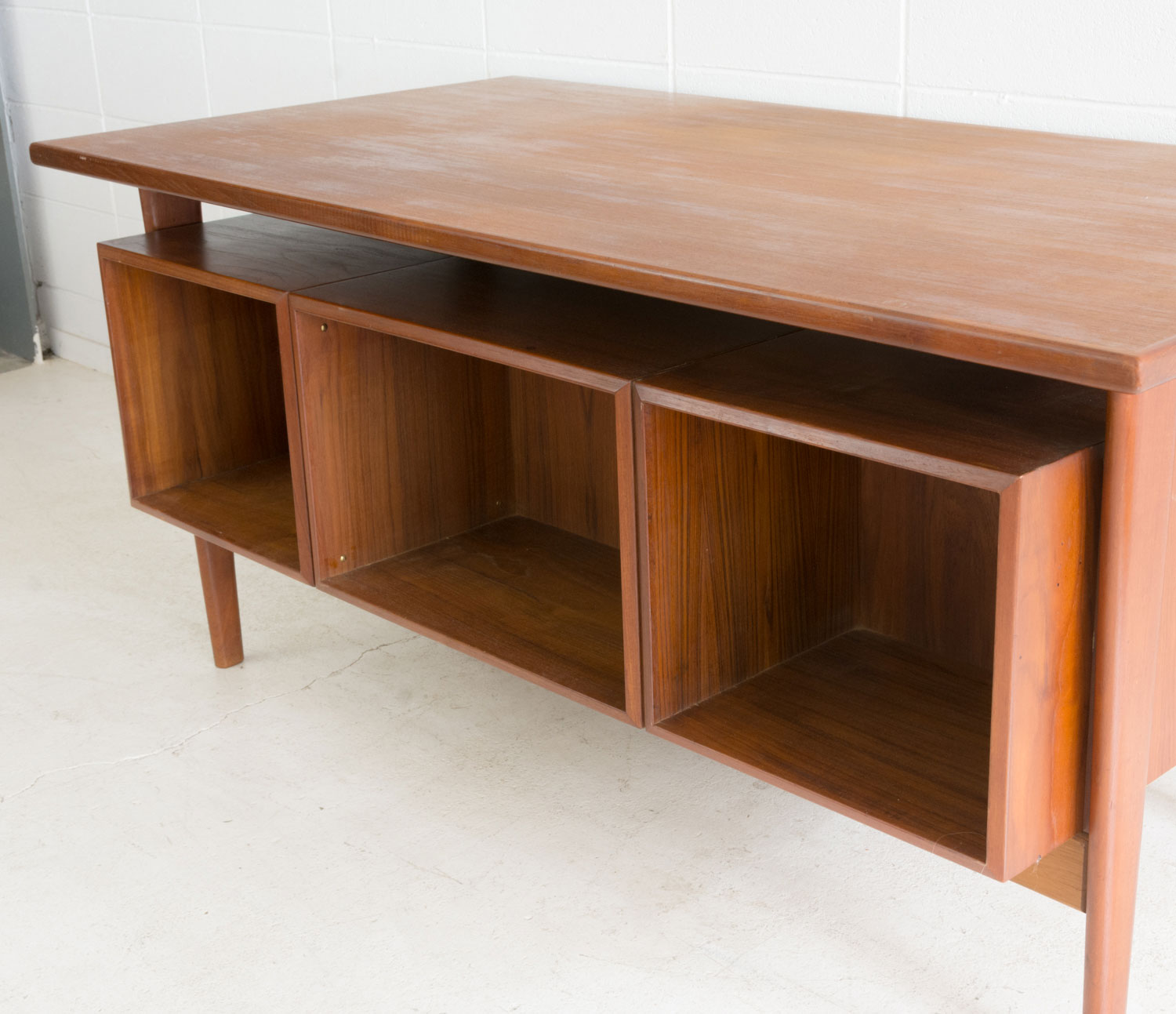 アンティーク　机 Amazon｜アンティーク調パソコンデスク 学習机 【幅112cm