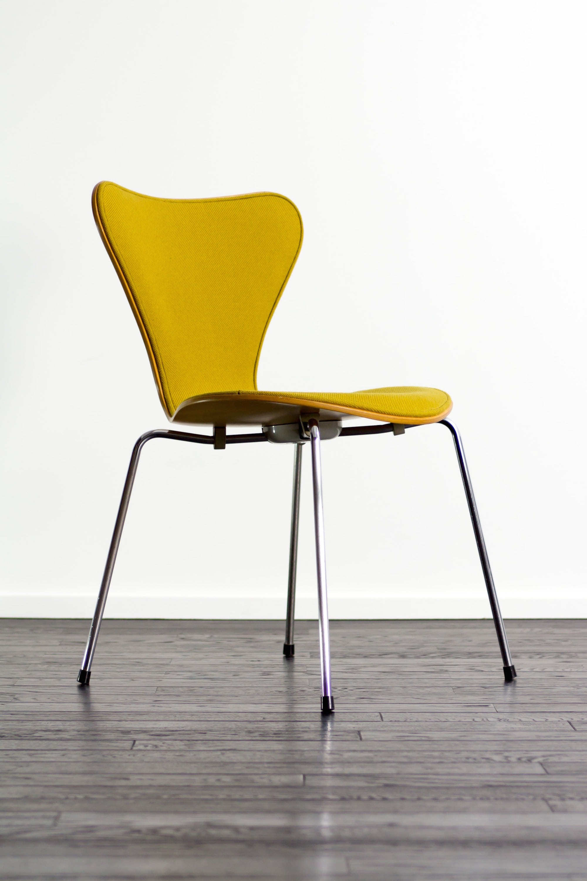 ��2�ӥ��åȡ�FH3107 Seven chair by Arne Jacobsen