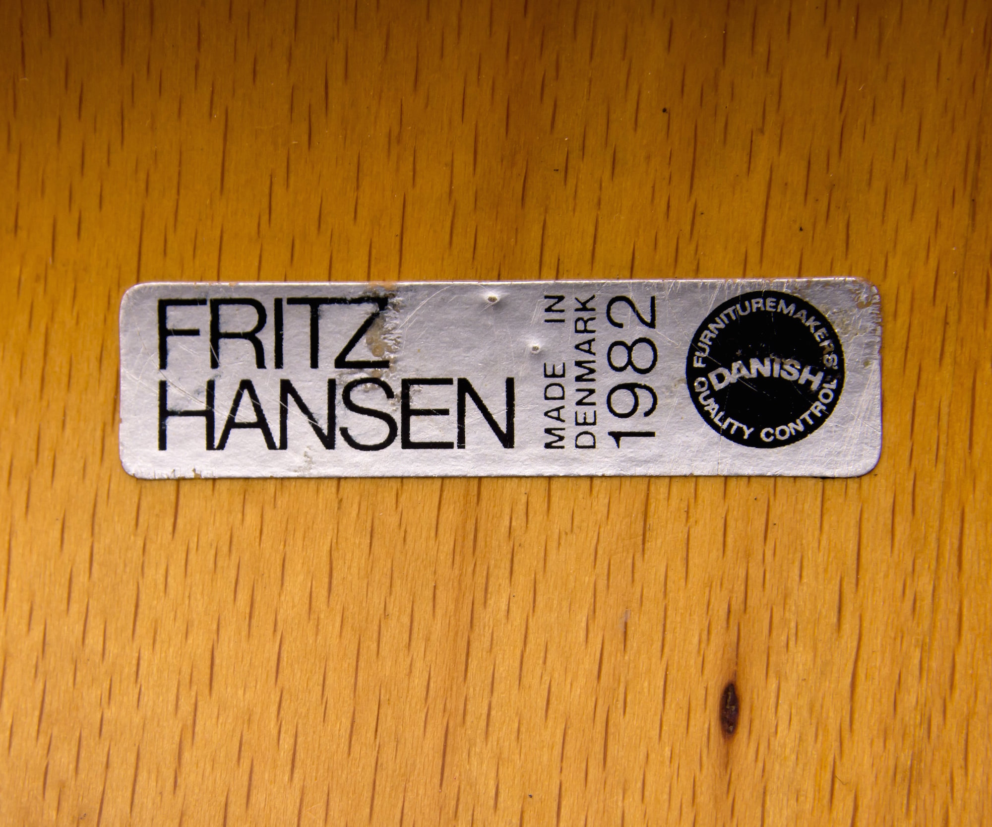 ��2�ӥ��åȡ�FH3107 Seven chair by Arne Jacobsen