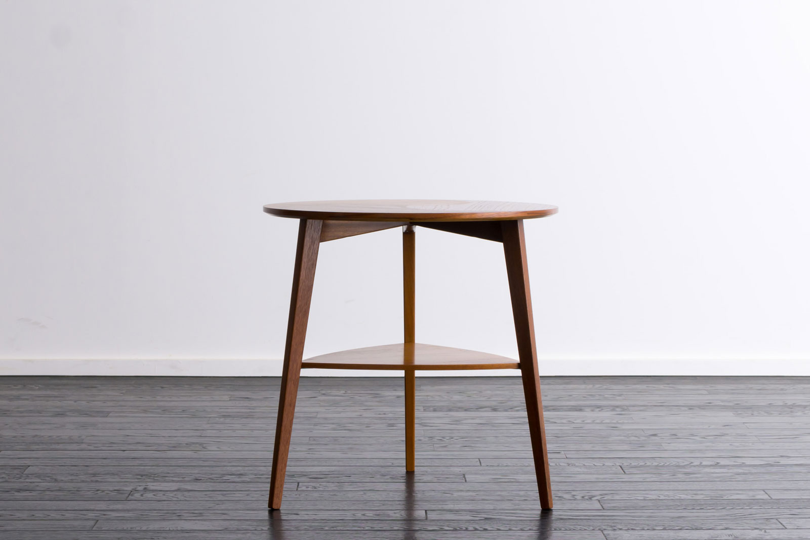 古家具 北欧デザイン◾️木製サイドテーブル / ラウンドテーブル 木製家具 飛騨家具 nissin 日進木工 Accent アクセント ラウンドテーブル