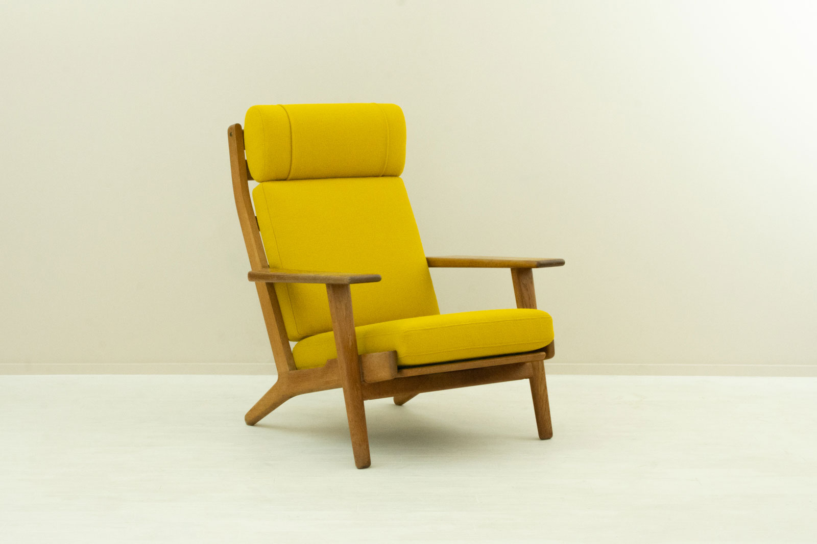 GE290A High back Chair + Ottoman by Hans J Wegner