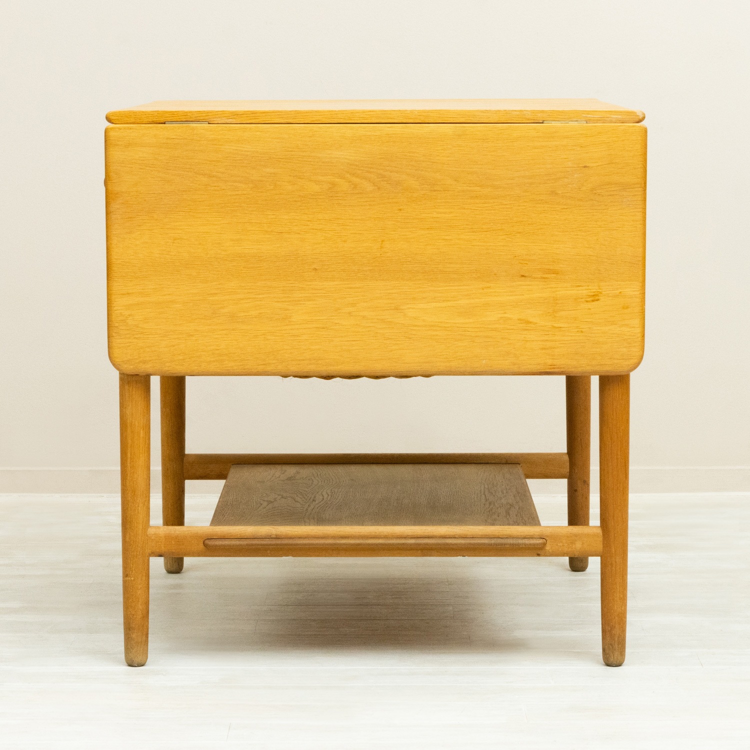 AT33 Sewing Table by Hans.J.Wegner(�ϥ󥹡�J���������ʡ�) ��������