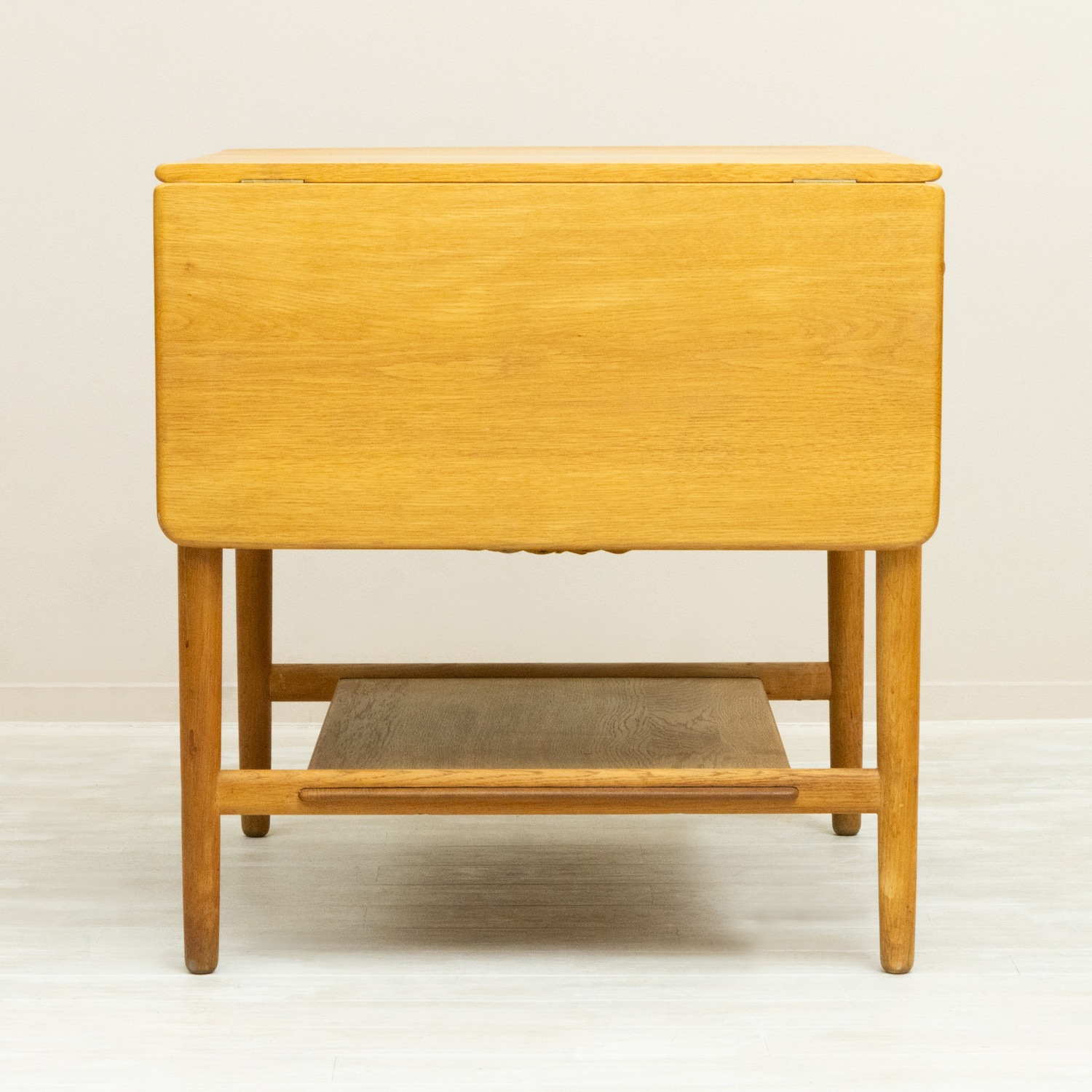 AT33 Sewing Table by Hans.J.Wegner(�ϥ󥹡�J���������ʡ�) ��������