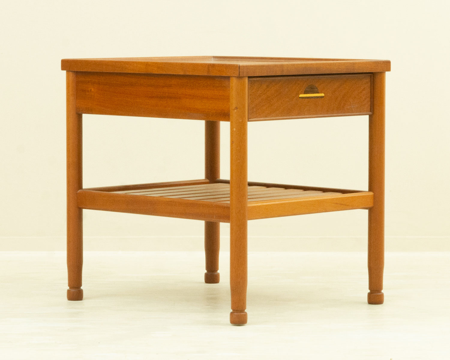 ���⡼��������� �������� ��Teak Small Chest with Drawer & Shelf���̲�������ơ������ǥ�ޡ�������3�ع�¤���ʥ��ڡ�����Ǽ��