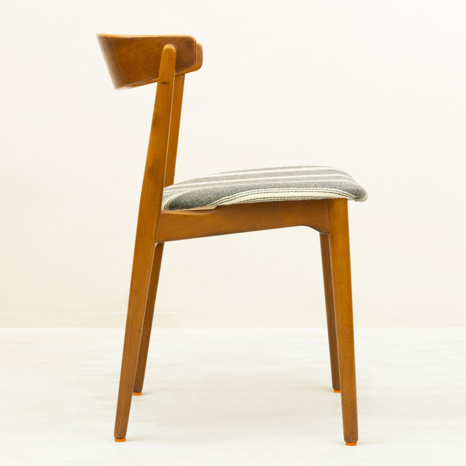 ��2�ӥ��åȡ�Dining Chair