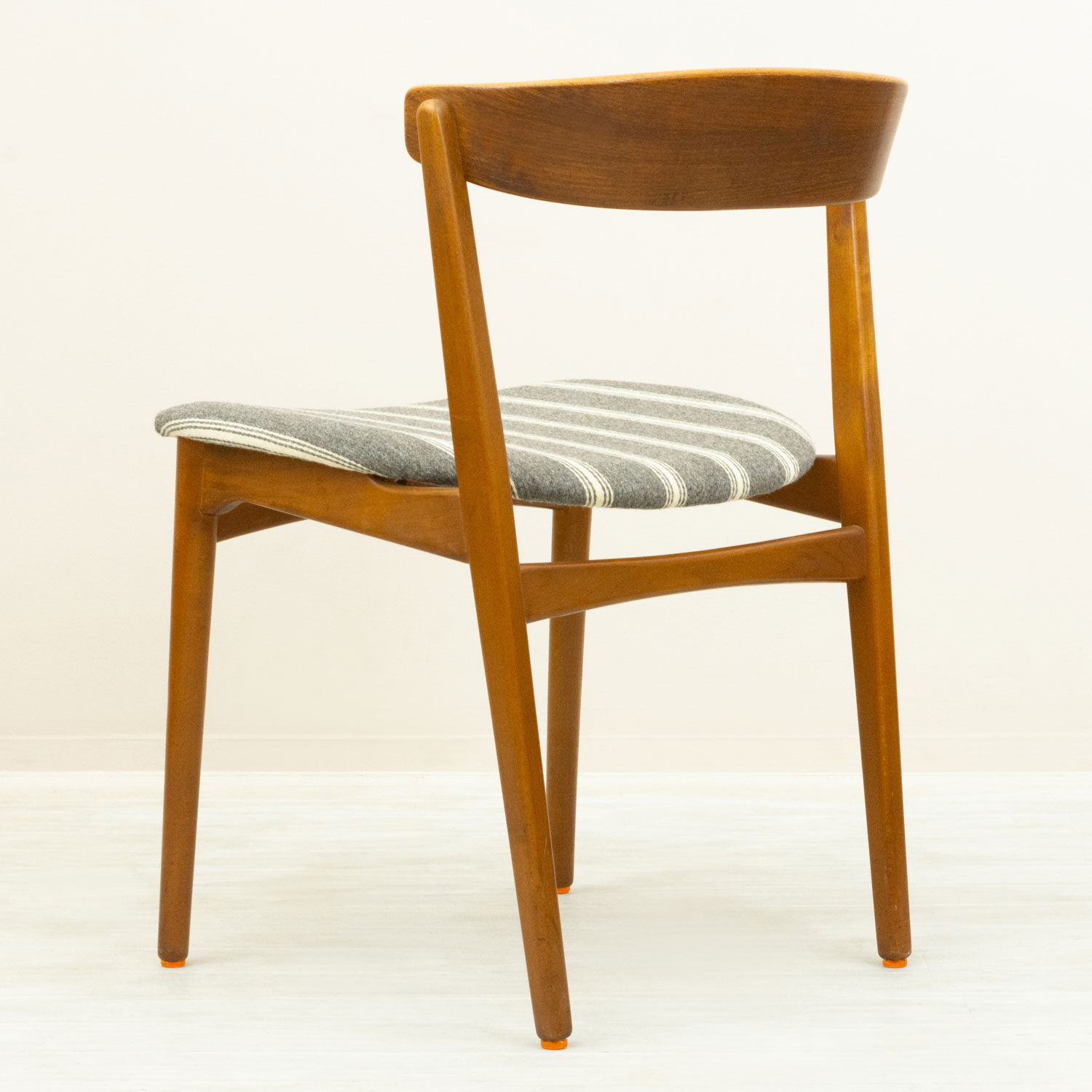 ��2�ӥ��åȡ�Dining Chair