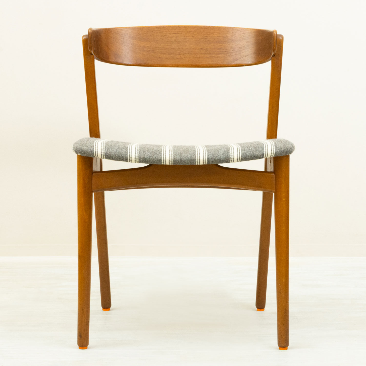 ��2�ӥ��åȡ�Dining Chair