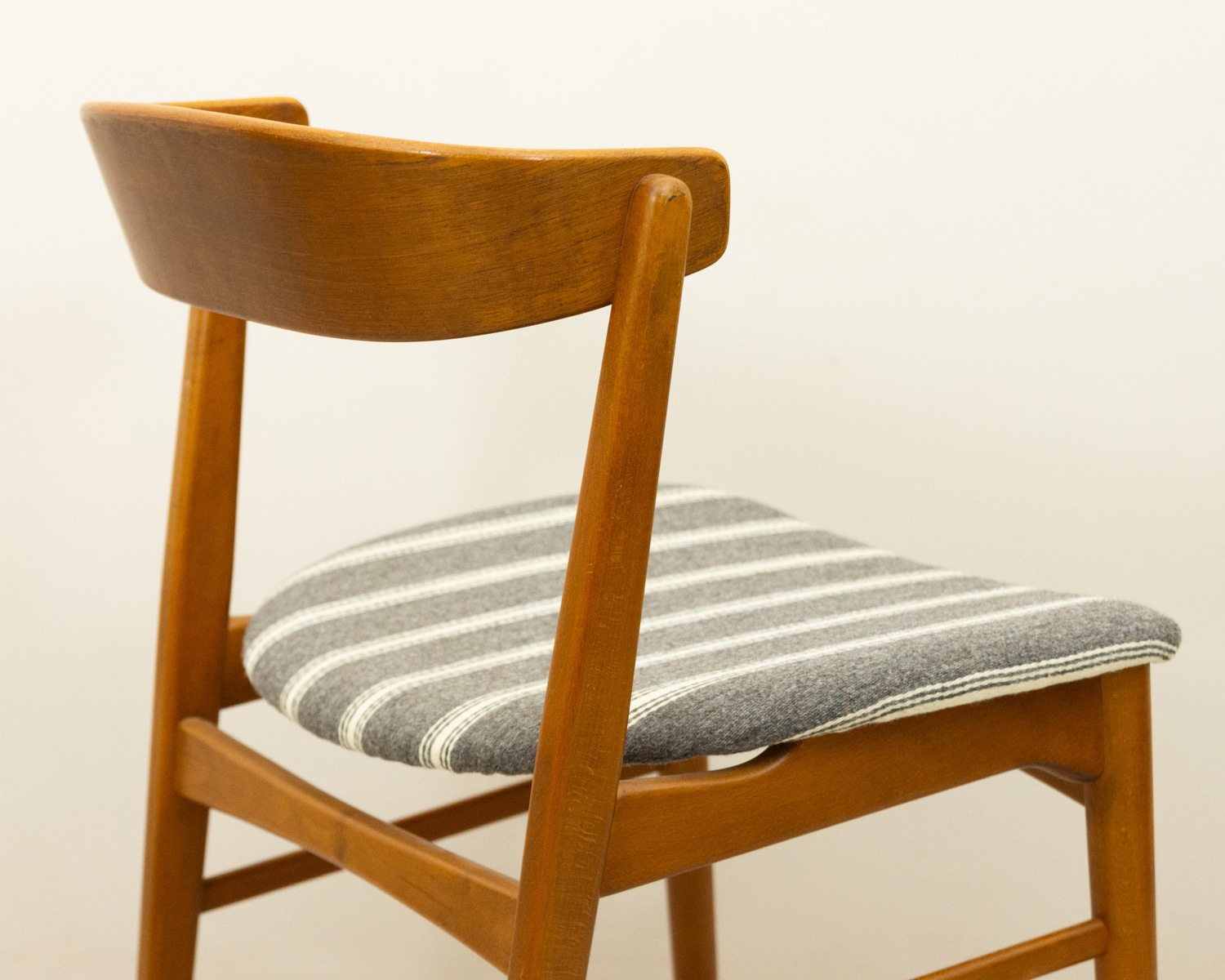 ��2�ӥ��åȡ�Dining Chair