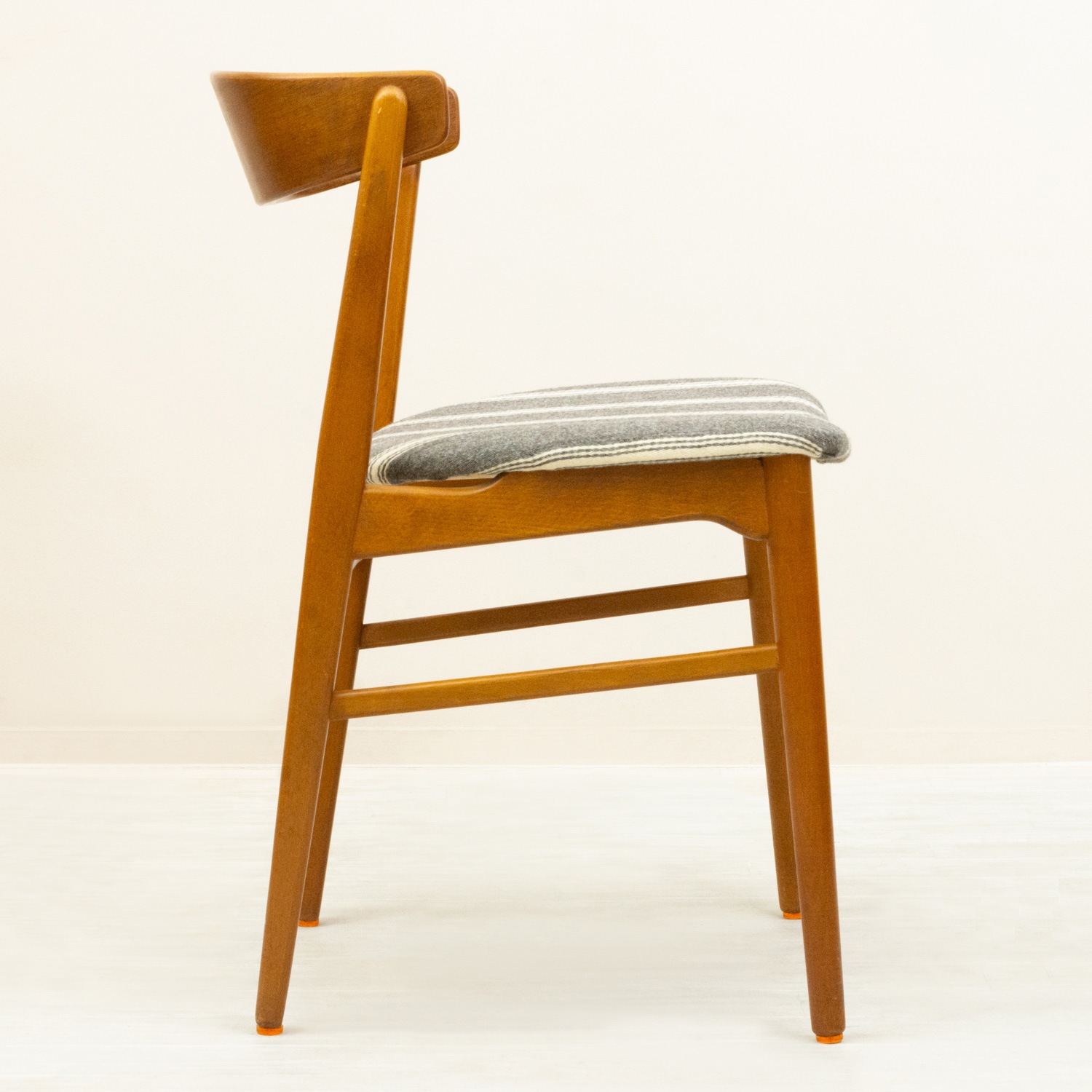 ��2�ӥ��åȡ�Dining Chair