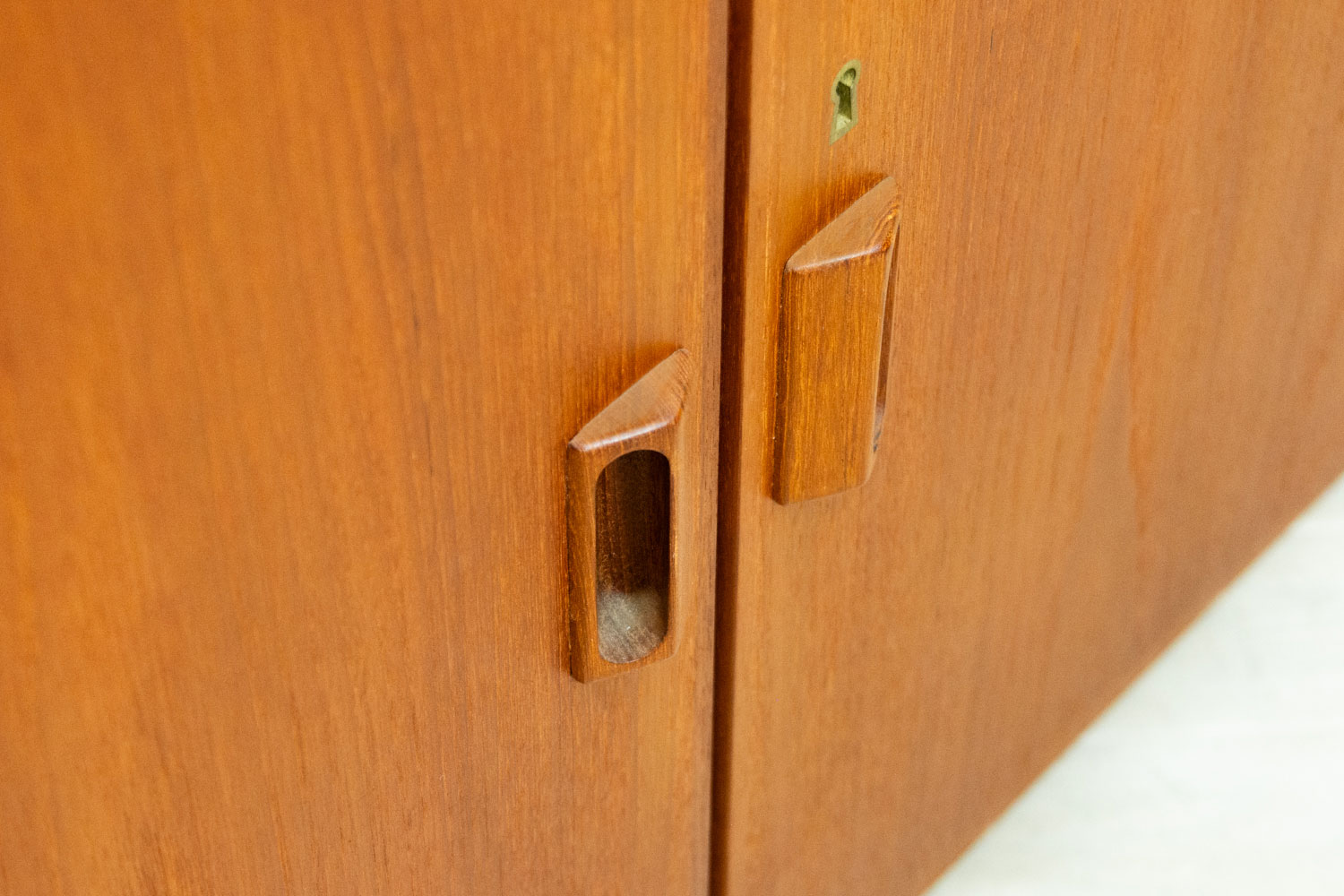 ボーエ・モーエンセン キャビネット ビューロー チーク CLOVERSKY