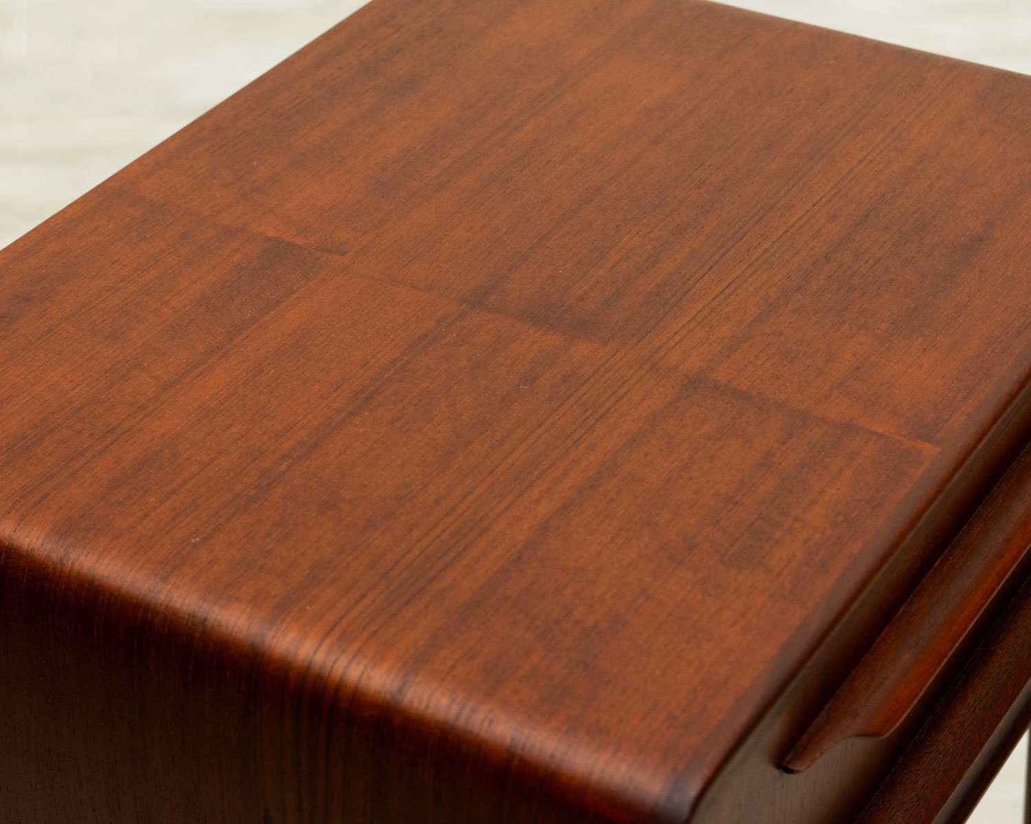 Chest by Johannes Andersen