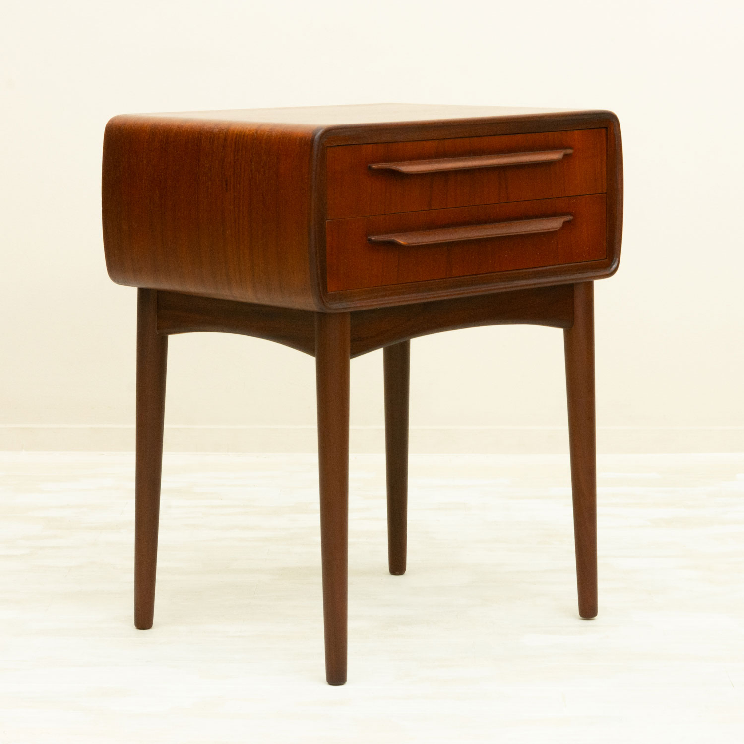 Chest by Johannes Andersen