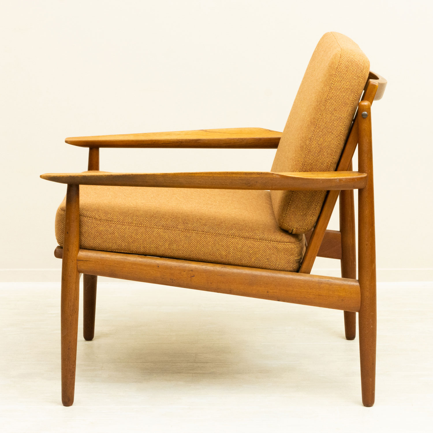 Easy Chair by Arne Vodder