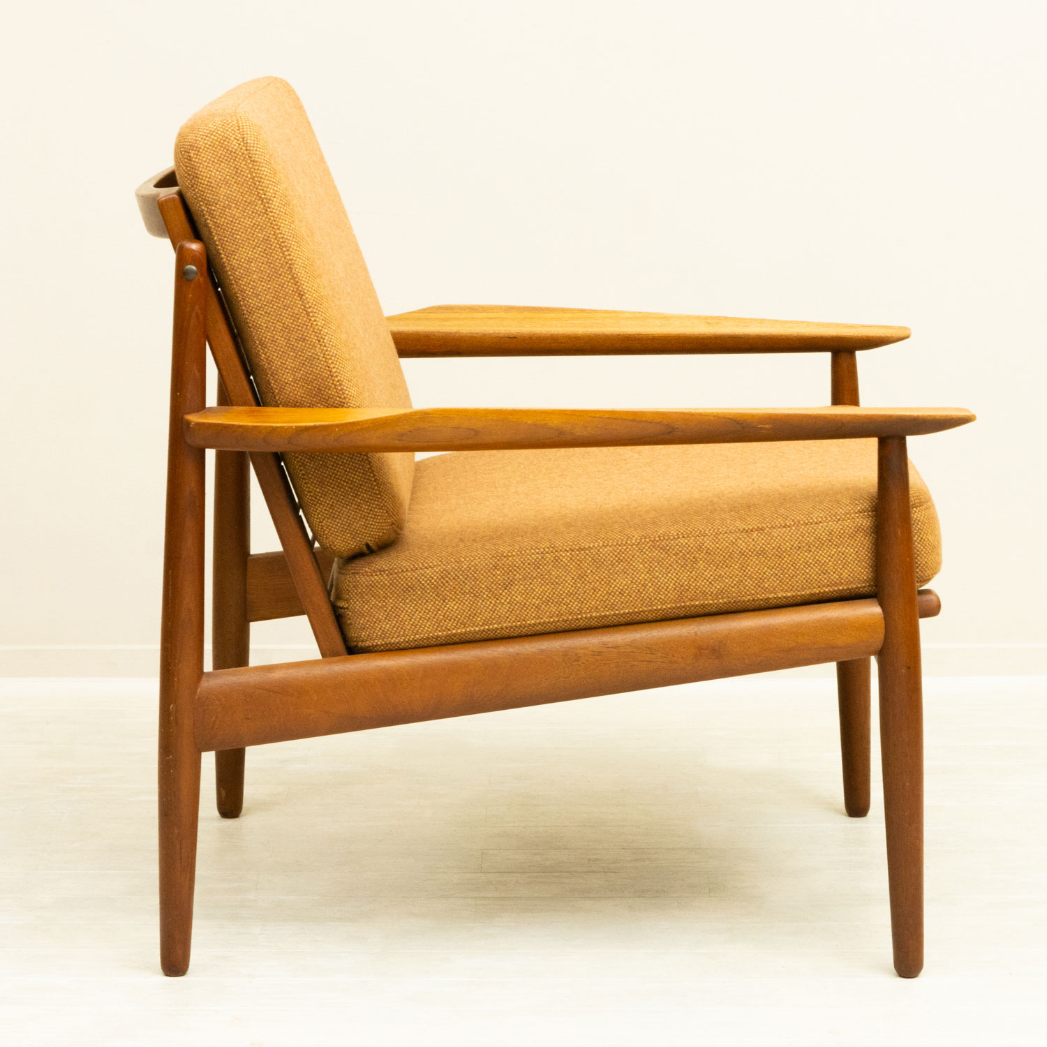 Easy Chair by Arne Vodder