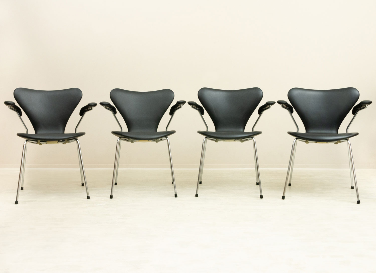 4ӥåȡ Arne Jacobsen (͡䥳֥) FH3207 Seven chair ̲ơ | 