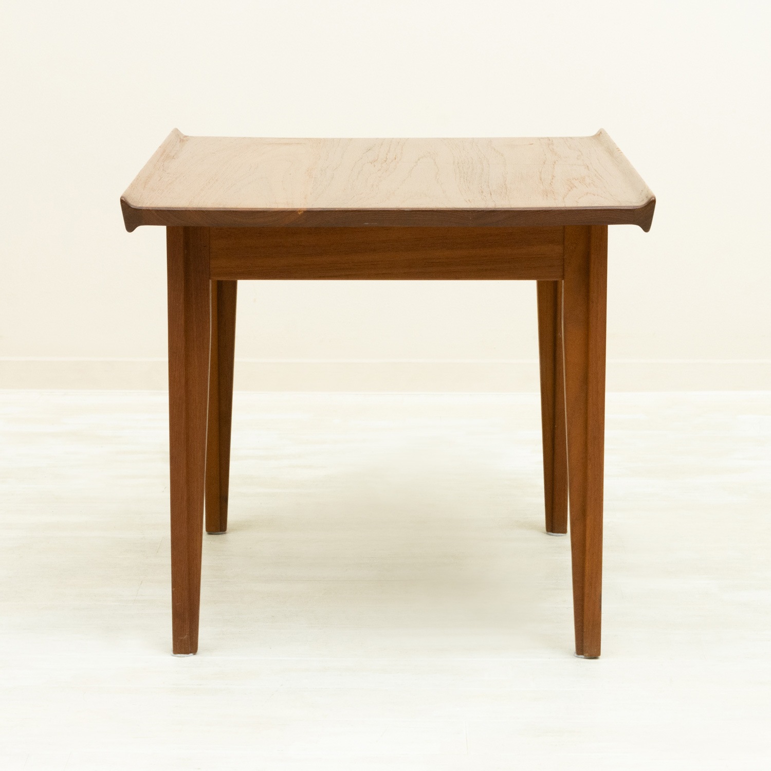 FD535 Side Table by Fin Juhl(�ե��󡦥桼��)