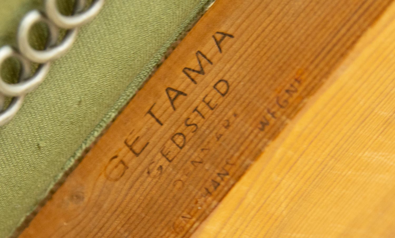 Hans J. Wegner�ʥϥ󥹡�J���������ʡ��� GE235 Teak 3 Seater Sofa �̲�������ơ������ե� | 1950ǯ�塦�������ࡦ�����ޡ����ͳݤ�