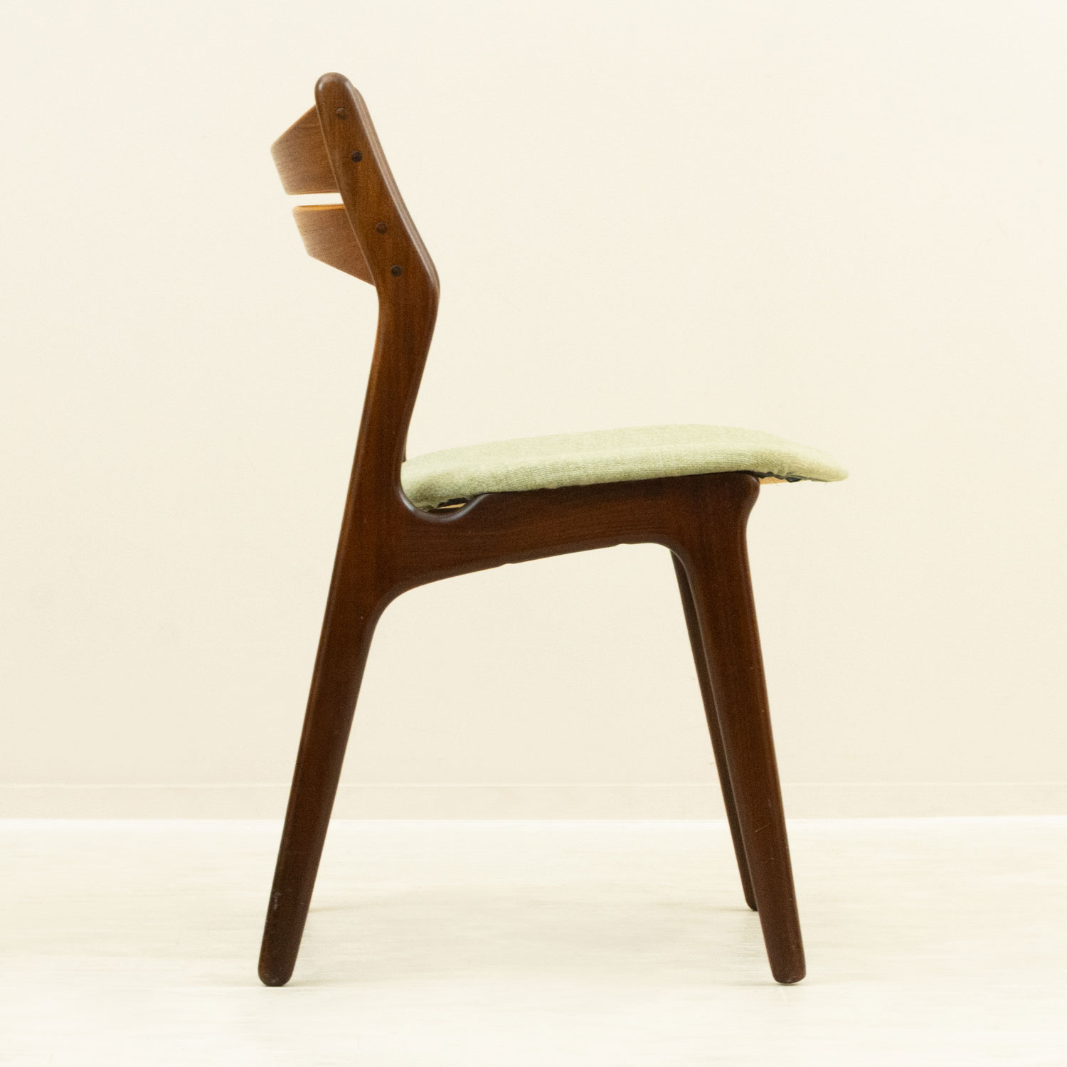��2�ӥ��åȡۥ���å����Хå� model.310 �����˥󥰥�������Dining Chair by Erik Buch �̲�������ơ���