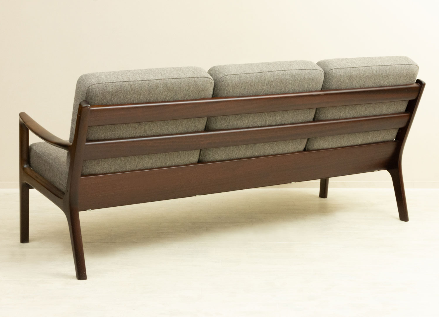 Ole Wanscherʥ졦󥷥㡼 #169 Senator 3seaters Sofa ̲ơե | ޥۥˡ̾ͳݤ